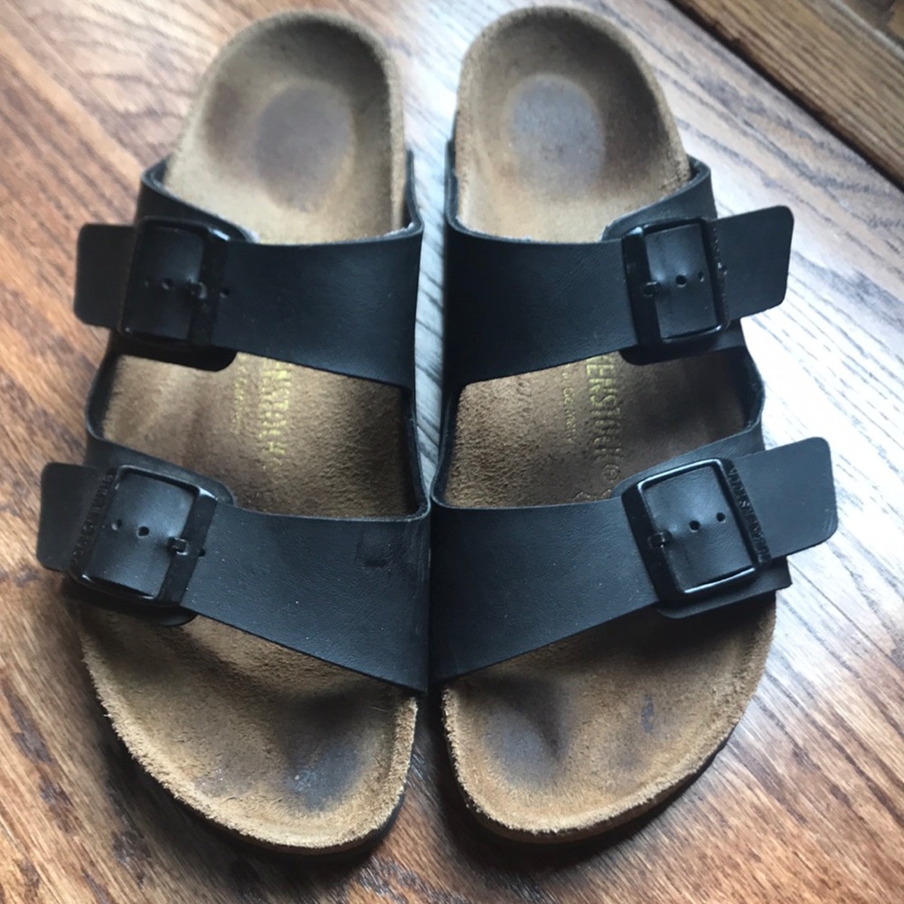Black Arizona Birkenstocks